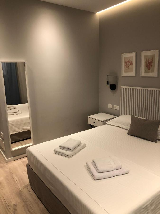 Dukes Albania Hotel Radhimë Buitenkant foto